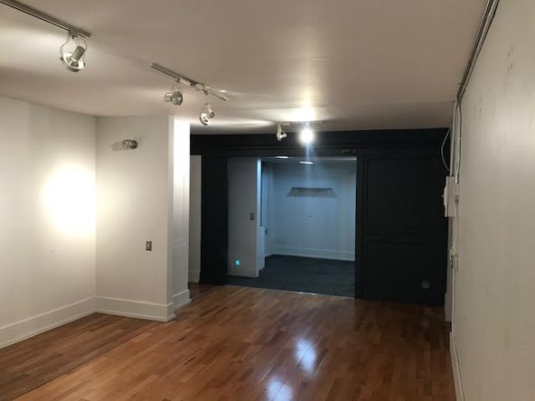 Suite 1F